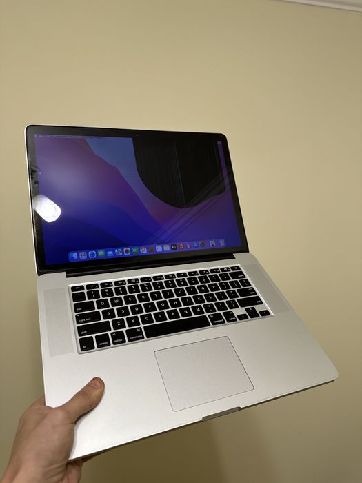 Продам Macbook Pro 15” 2015p 16/128
