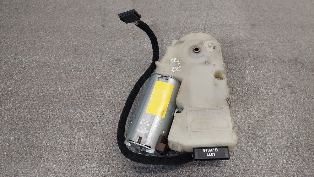 Motor do teto de abrir AUDI A4 Avant (8D5, B5)
