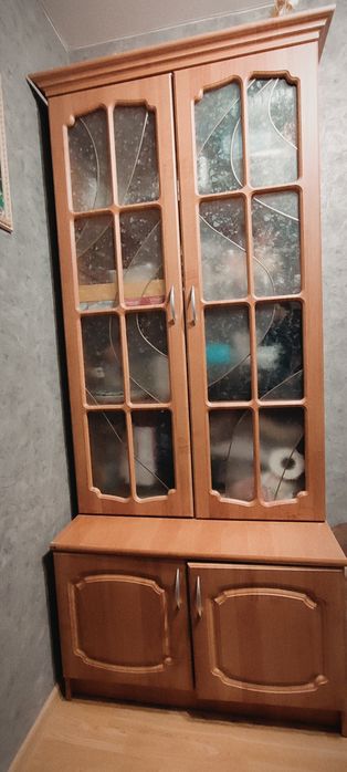 Шафа сервант.    .