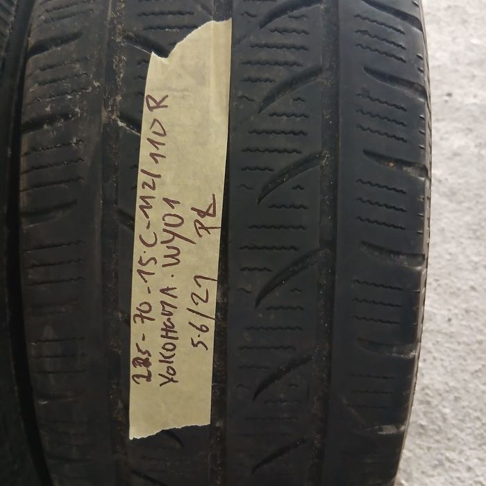 2 Pneus 225/70R15 C Yokohama