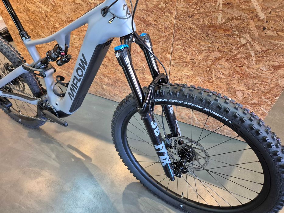 Bicicleta Enduro Eléctrica e-bike AMFLOW PR Carbon Pro 2027