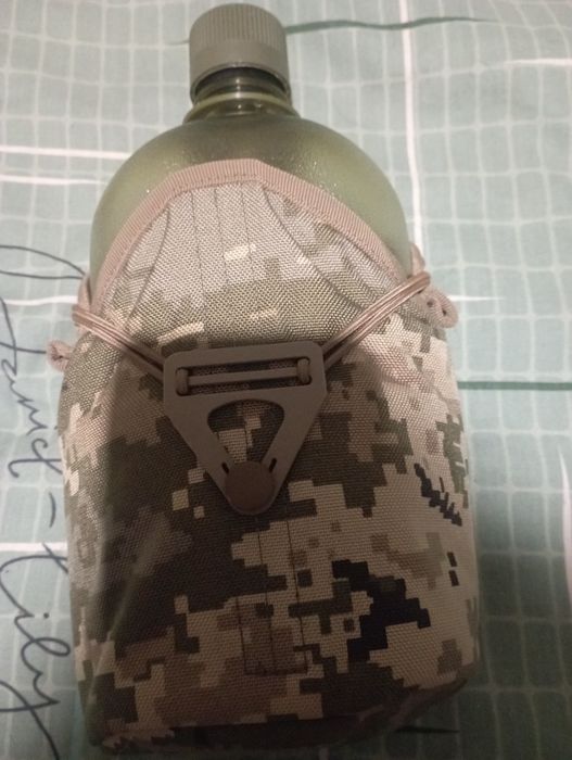 Фляга армейская.