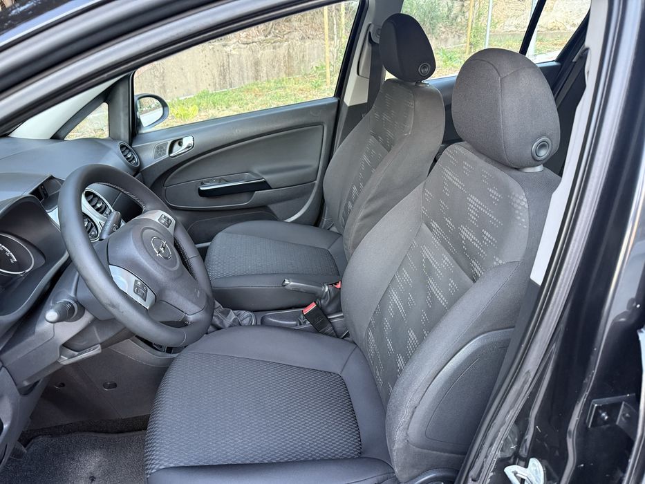 Opel corsa 1.2 gasolina 130.000 km