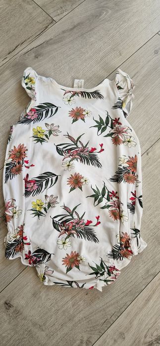 H&M kombinezon w kwiatki body letni