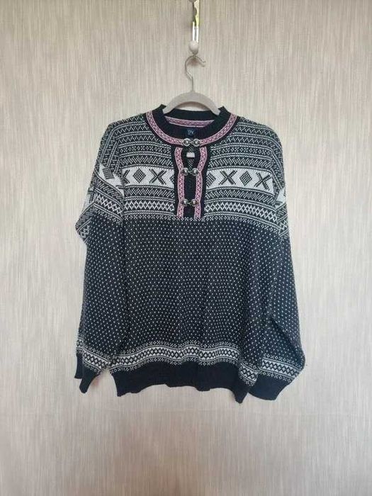Norweski sweter z wełną