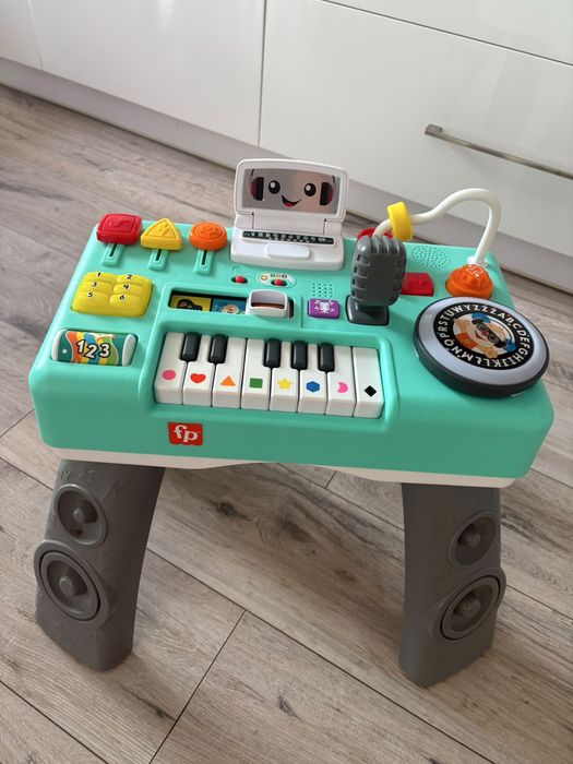 Fisher-Price Muzyczny Stolik DJ-a HRB65