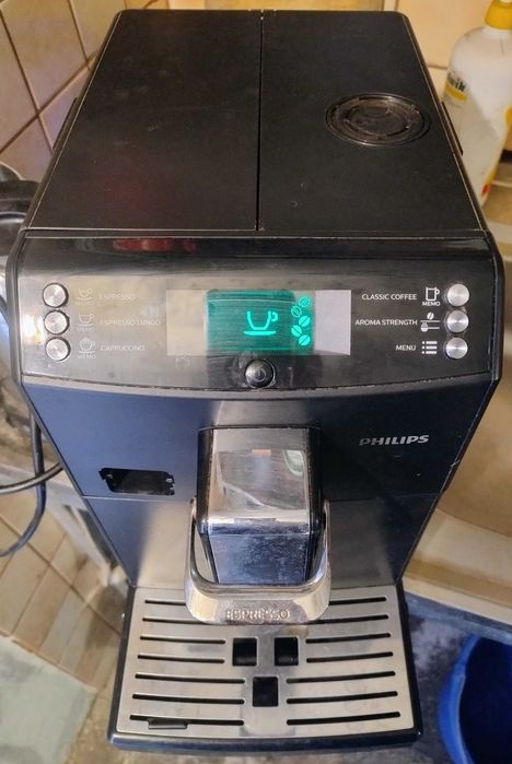 Ekspres automat do kawy Philips Saeco HD 8847 cappuccino młynek ceramiczny DO POPRAWEK
