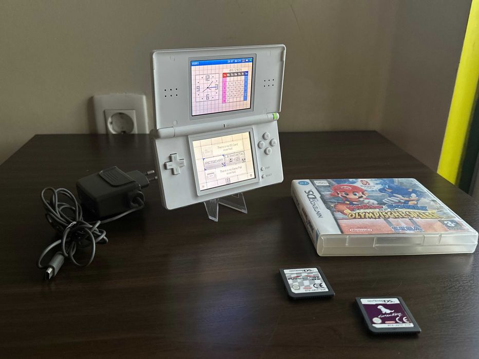 Nintendo DS Lite Branca - Impecável + 3 Jogos