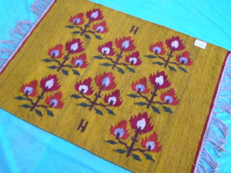 Kilim PRL - " Róże góralskie " ,proj.Maria Bujakowa + metka