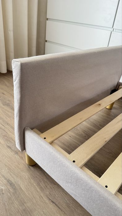 Cama 90x190cm Tecido Bege (com ou sem colchao) Tenho 2
