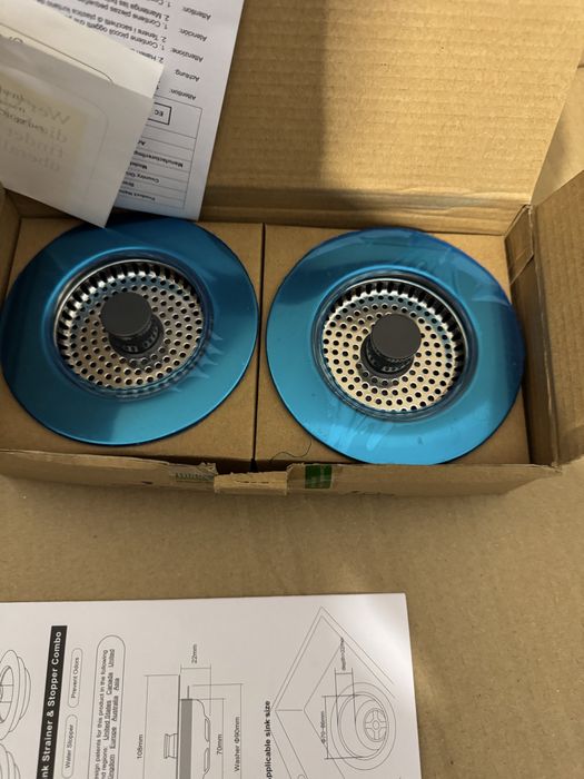 Uniwersalny korek/sitko do zlewu