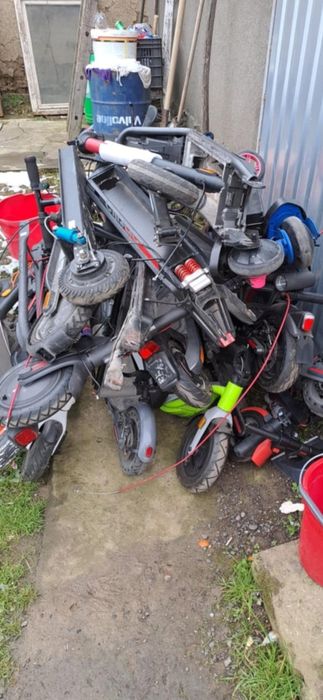 Рами для електросамокатів