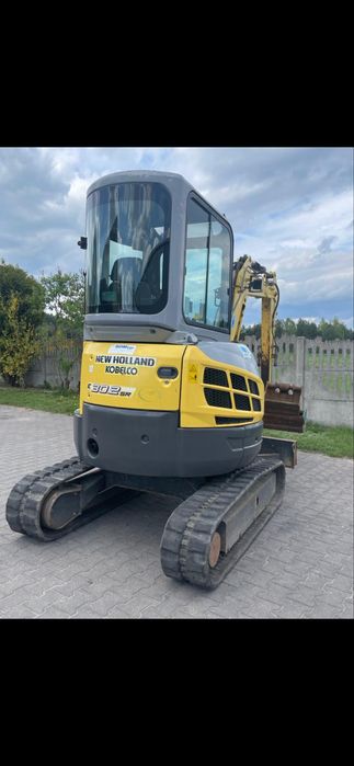 Minikoparka New Holland E30.2SR