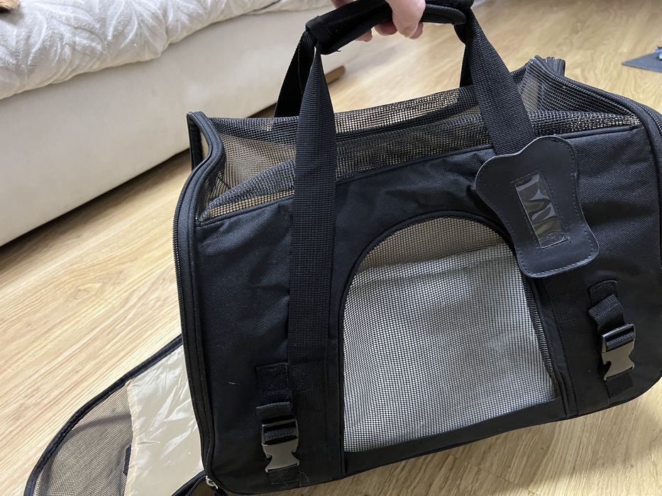 Переноска для котів або маленьких собачок