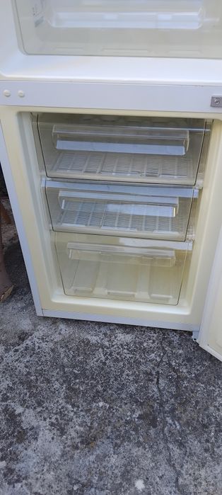 Frigorífico combinado Electronia!