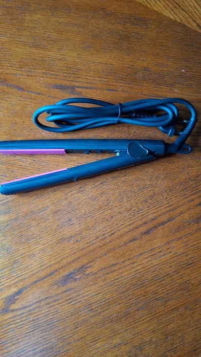 Продам новий випрямляч для волосся Philips NL-9206