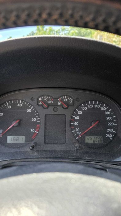 Golf IV 1.6 - Edição Especial 25 anos