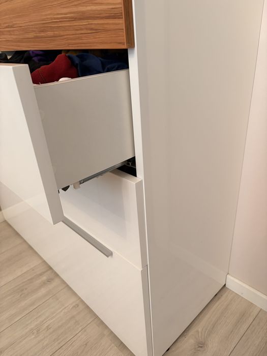 Sprzedam komode 7 szuflad