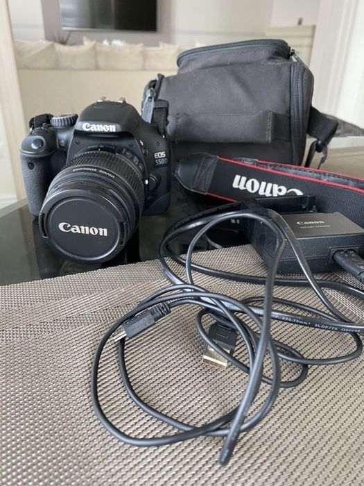Фотоаппарат Canon EOS 550d