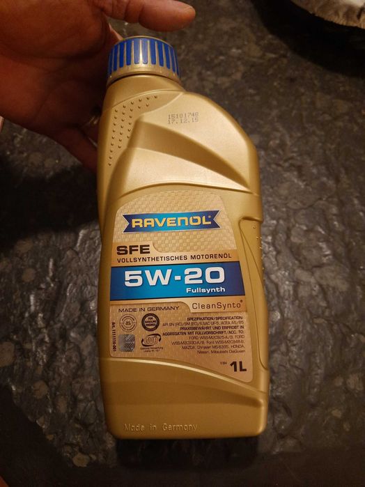 Óleo de motor totalmente sintético SFE SAE 5W-20 = 1 litro 9,90 €.