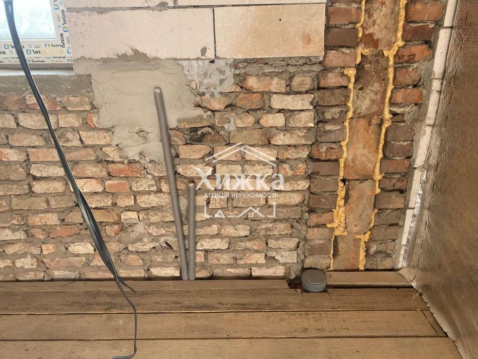 Продається будинок клубного типу у м. Хуст