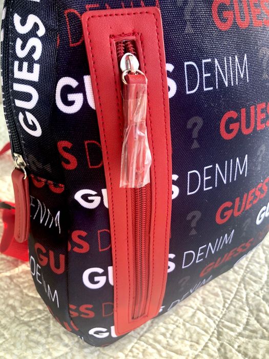 Guess plecak w napisy