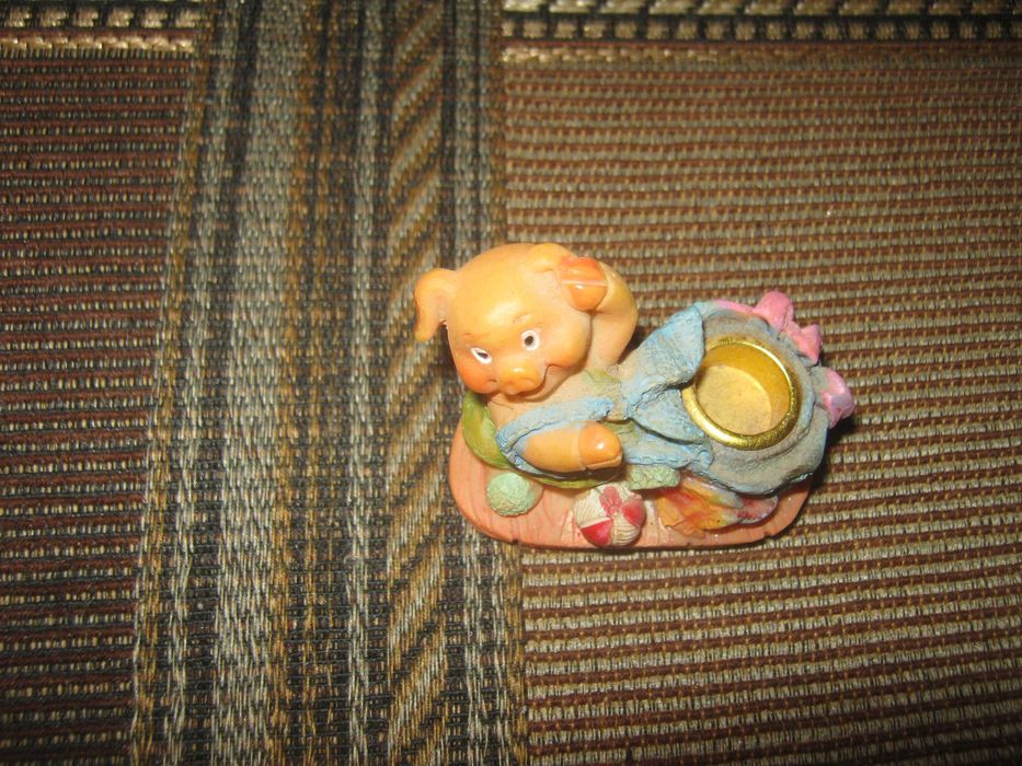 Хрюшка,полимер.Тяжёлый.На подарок.