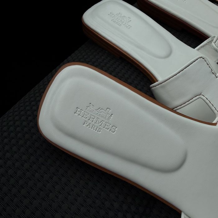 Жіночі тапки , шльопанці Hermes