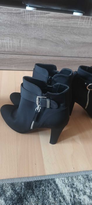 Sprzedam buty damskie