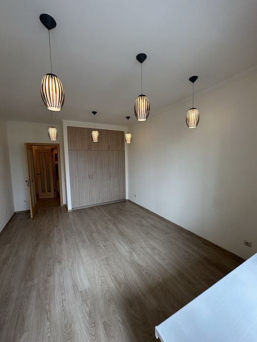 Продається світла та простора 2-кімнатна квартира вул. Мулика