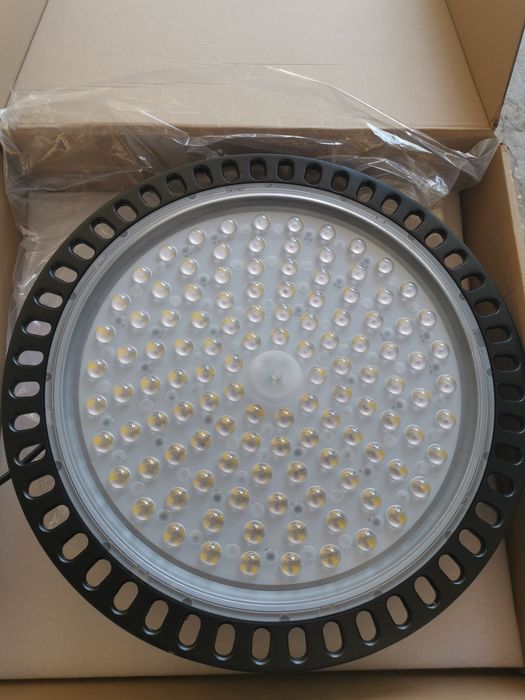Campânula/Lâmpada (holofote) led para armazém oficina/ 220v 500w