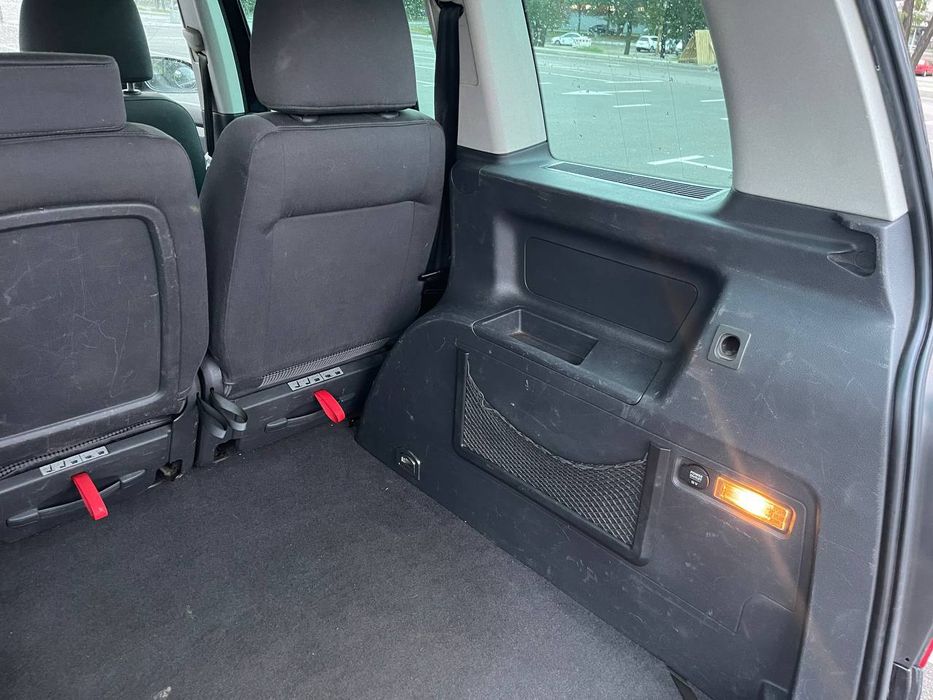 Фольцваген Тоуран