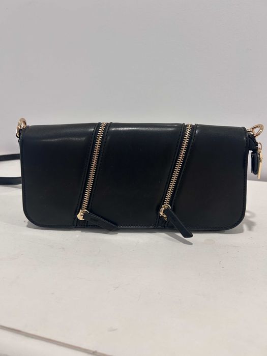 Mala Baguette Preta Fechos Dourados - Nova