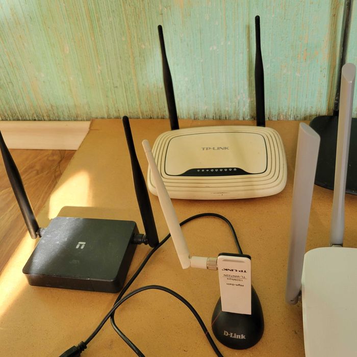 Роутер TP LINK 940 WiFi адаптеры кабеля блок питания