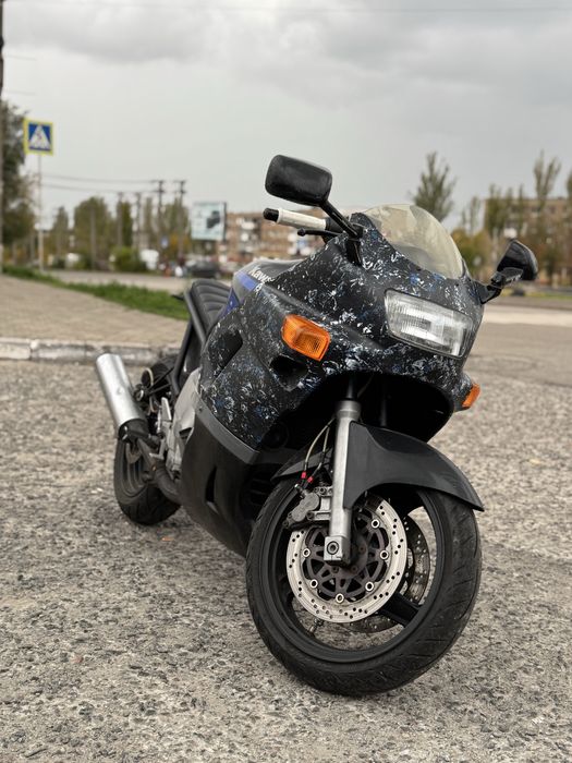 AZKi UR ＋ わためR、RR、OSR Kavasaki ZZR 400: 2 450 $ - Мотоциклы Кривой Рог на Olx
