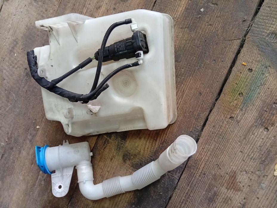 Бачек стекло омывателя Туран