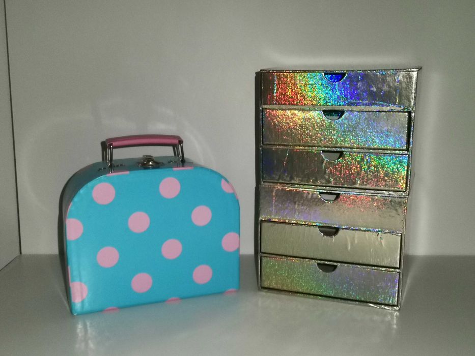 Zestaw na biurko, do pokoiku - walizeczka pudełko organizer szufladki