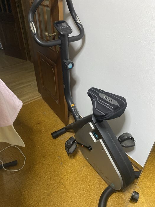 Bicicleta estatica Domyos Essential 2 como nova