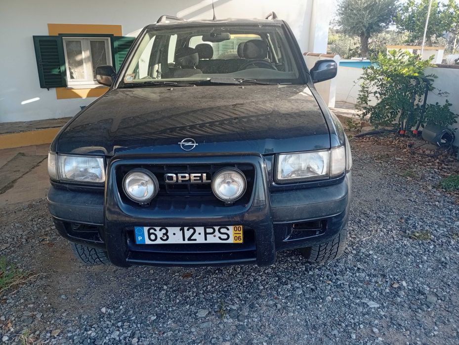 Opel Frontera 2.2 b sport