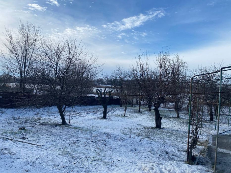 Продам затишний будинок біля річки, ділянка 40 соток