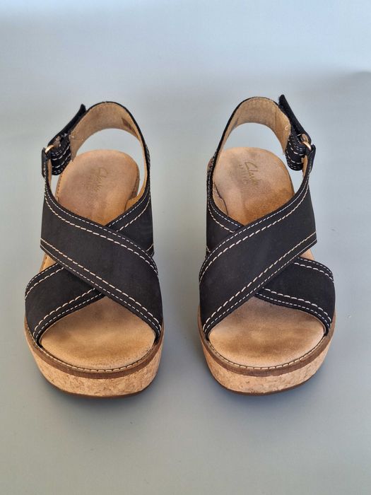 Босоніжки Clarks жіночі шкіряні  36 /23 см сандали женские взуття жіноче босоножки сандалі