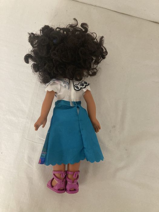 Boneca Mirabel Madrigal, 42cm Altura