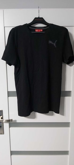 Czarna koszulka PUMA