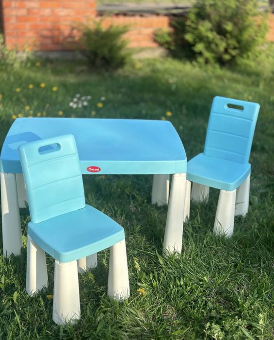 Столик пластиковий дитячий, столик Долоні з кріселком