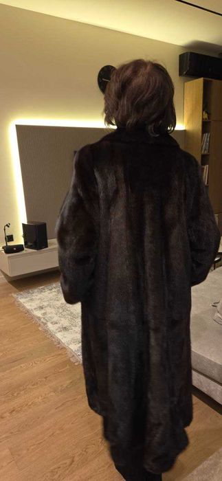 Шуба норкова, фірмова, неймовірної краси! Стан ідеальний!