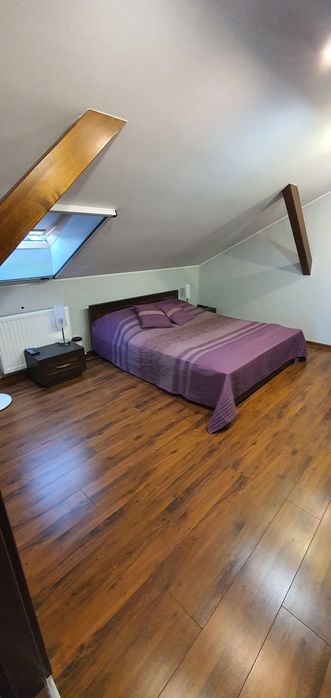 Sprzedam łóżko sypialniane z materacem