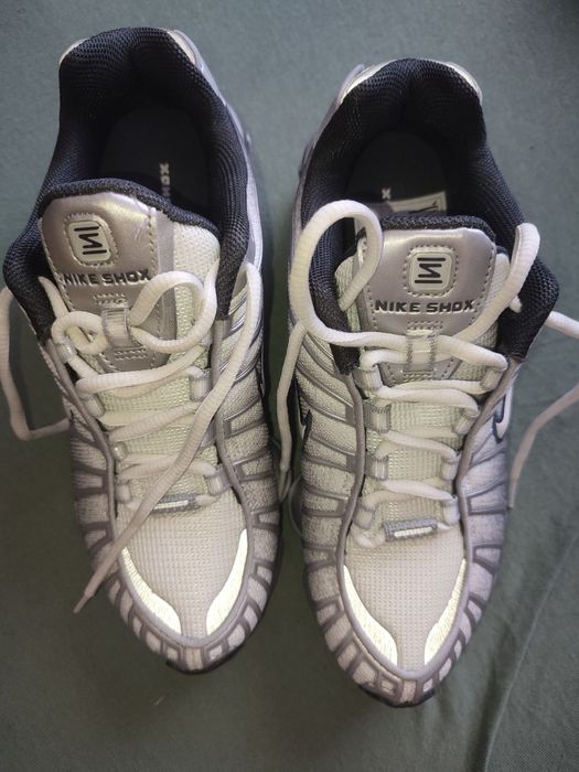 Buty  NIKE 38 rozmiary