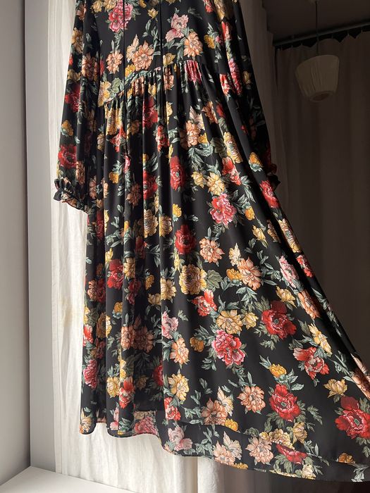 Luźna, długa sukienka w kwiaty, Zara