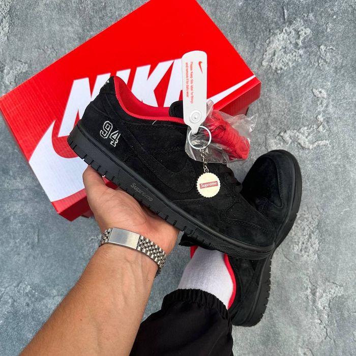 Nike SB Dunk Low x Supreme 94 black