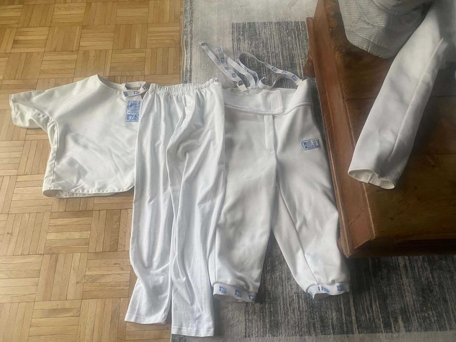 Strój do szermierki PBT Fencing, roz 164 350N